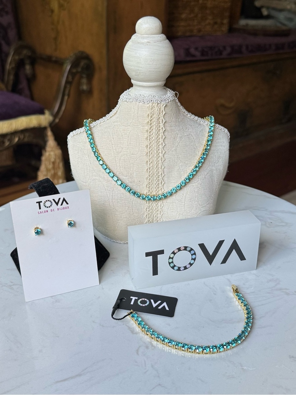 Tova tennis set in high quality Turquoise stones Convertible chain